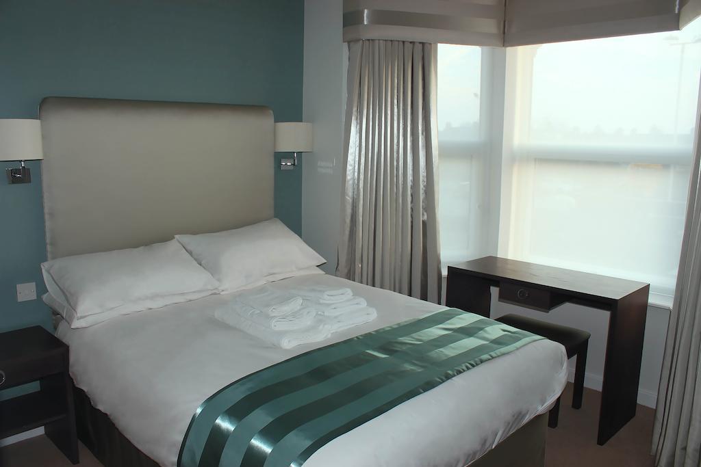 Mccafferty'S Guesthouse Илфорд Номер фото