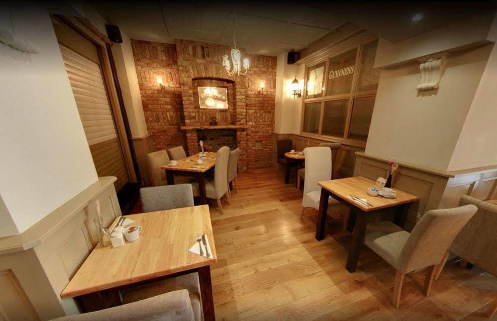 Mccafferty'S Guesthouse Илфорд Экстерьер фото